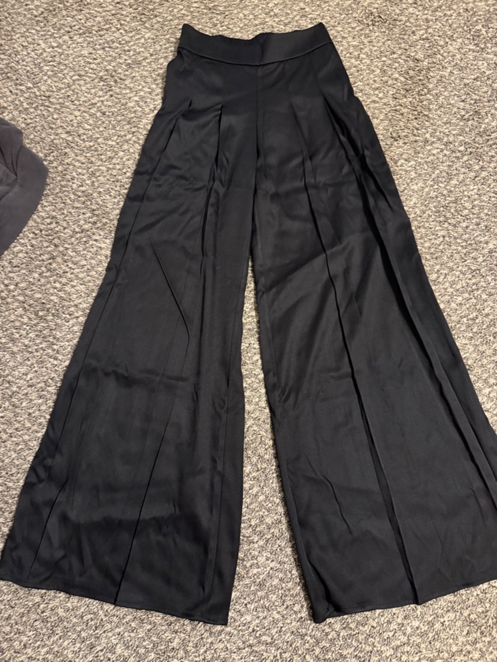 Lulu's Black High-Rise Wide-Leg Pleated Pants